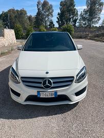 Mercedes B200 Premium