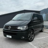 VOLKSWAGEN MULTIVAN BUSINESS CLASS VIP