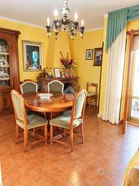 5 LOCALI A OLEVANO ROMANO