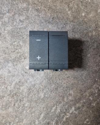 bTcino living light L-N-NT4408N DIMMER Pulsante