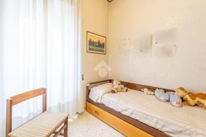 4 LOCALI A ROMA