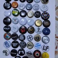 50 tappi corona differenti  di birre italiane