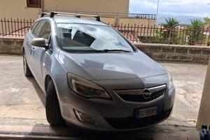 Opel Astra J 1.7 tdi 2011