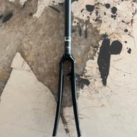 Forcella in carbonio Columbus Muscle 1” 1/8