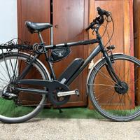 Bicicletta elettrica da strada cambio shimano