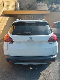 Peugeot 2008 BlueHDi 100 Allure (73 kw)