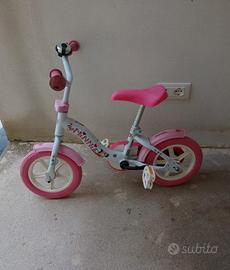 Bicicletta a pedali con rotelle Minnie