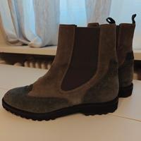 stivaletto grigio in camoscio bicolor