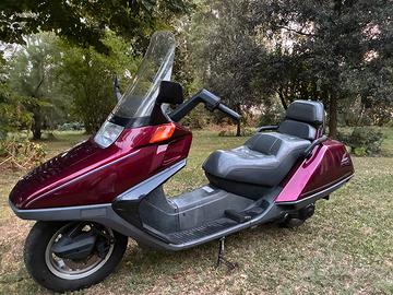Honda cn 250