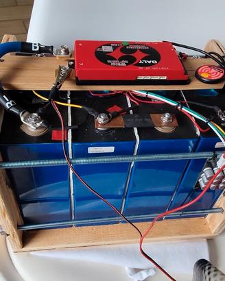 batteria lifepo4 12v 