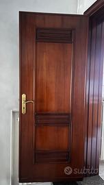 Porte in legno di noce