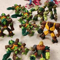 50 Gormiti e 8 Bakugan Leggere