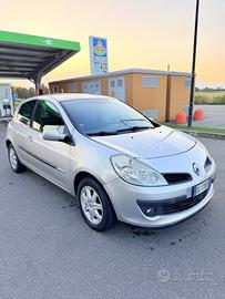 Renault Clio 1.2 16V