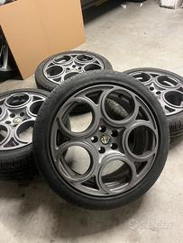 Cerchi 17 ORIGINALI ALFA ROMEO GTA