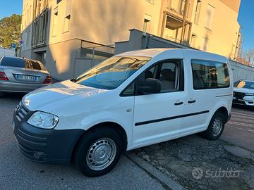 Volkswagen Caddy 1.4 5p