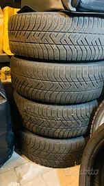 Gomme invernali 205/55/16 Battistrada 75% + cerchi