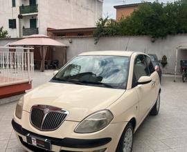 Lancia Ypsilon unico proprietario