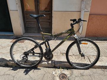 Mountain bike Rockrider