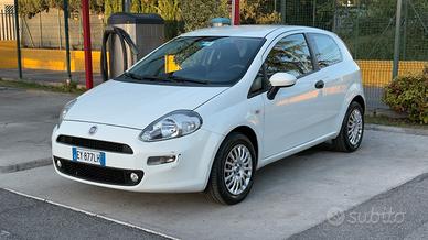 Fiat Punto 8v Lounge 2015