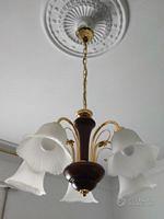 Lampadario in legno noce