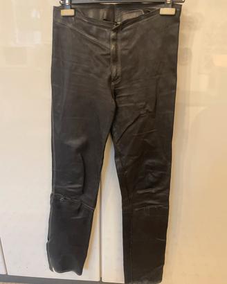 Pantaloni slim in vera pelle elasticizzata nero