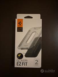 Spigen Glass tR EZ Fit