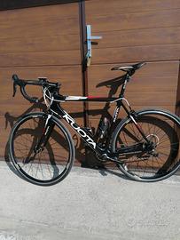 bici da corsa kuota korsa + rulli Elite 450 euro