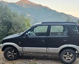DAIHATSU Terios - 2002
