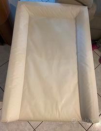 Fasciatoio Ikea e vaschetta bagno Ikea