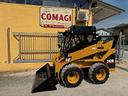 minipala-skid-loader-caterpillar-242b-turbo