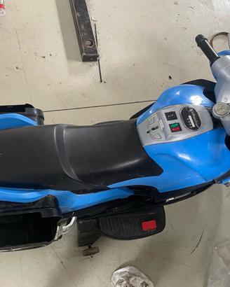 Moto elettrica bambino