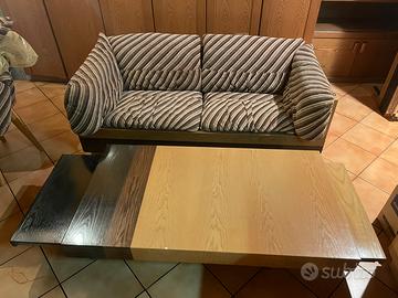2 divani e tavolino design anni 70