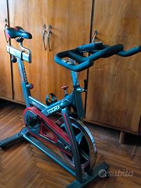 spinbike SRX70