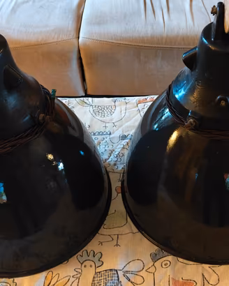 Lampade ind. vintage in ghisa e smalto. Anni50-60
