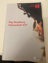 Fahrenheit 451 di Ray Bradbury