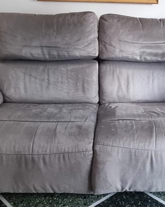 divano 2 posti con recliner elettrico
