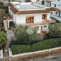 VILLA SINGOLA A SABAUDIA