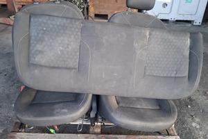 Interni/sedili Dacia Logan SW del 2015