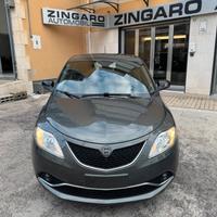 LANCIA YPSILON 1.2 69 CV. BENZINA NAVIGATORE PERFE