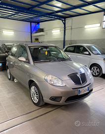 Lancia Ypsilon 1.2 Oro