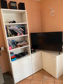 Madia angolare con libreria