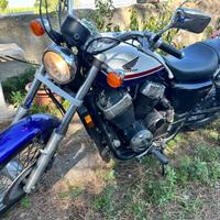 Honda Custom VT 750S