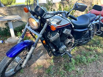 Honda Custom VT 750S