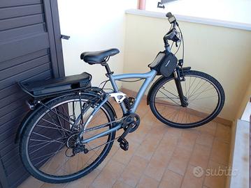 Bici elettrica Decathlon Riverside Original 920 