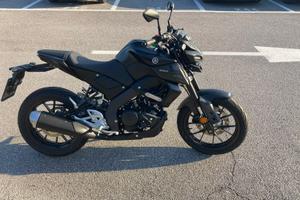 YAMAHA MT 125 ABS Dark modello 2022