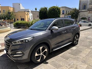 Hyundai Tucson 1.7 CRDi 141 CV DCT Sound Edition