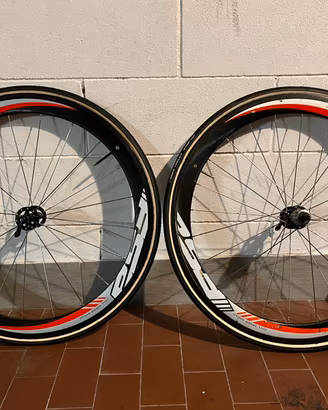 Ruote fsa in carbonio