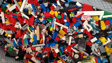 Lego Marvel,Harry potter e 15 kg sfusi Leggere