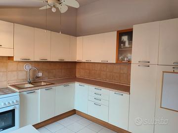 Cucina completa angolare - 150 euro trattabili