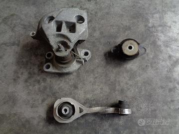 KIT SUPPORTI MOTORE E CAMBIO CLIO II 1.5 DCi